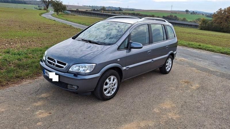 Silber Gebraucht 2005 Opel Zafira Njoy Van / Kleinbus | 1.200 € (Superpreis) - Bild 1/4