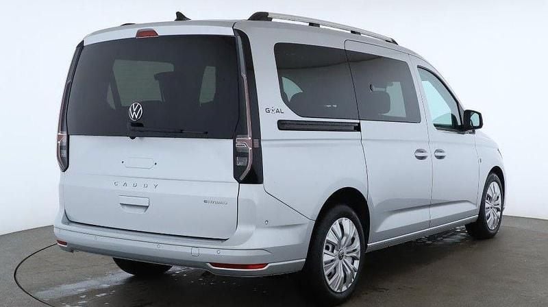 Gebraucht VW Caddy Maxi Goal 150 PS (110 kW) 2025 Silber Van / Kleinbus