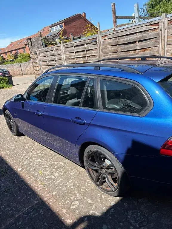 Gebraucht BMW 318 129 PS (94 kW) 2006 Blau Kombi
