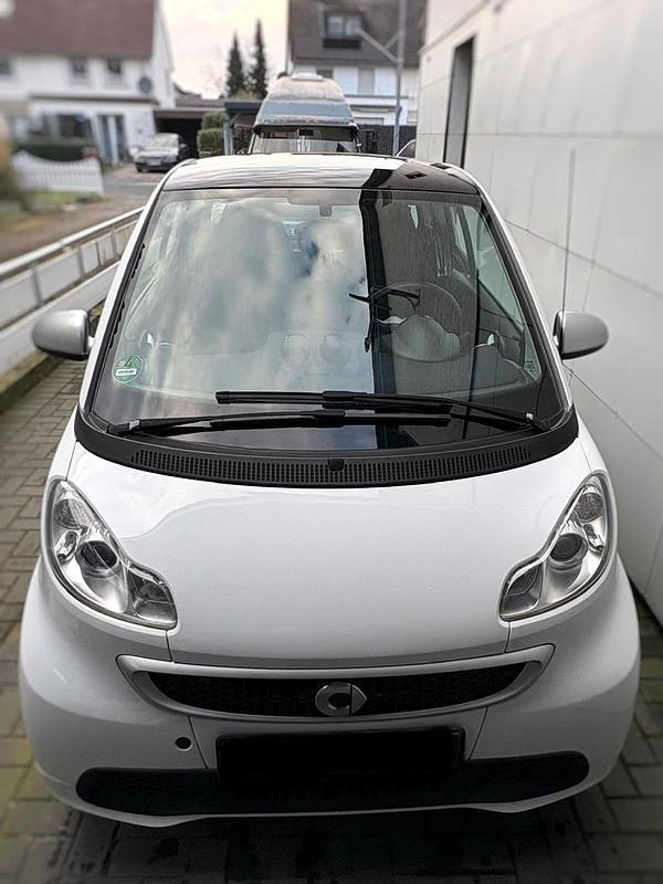 Gebraucht Smart ForTwo Coupé 71 PS (52 kW) 2014 Weiß Coupé