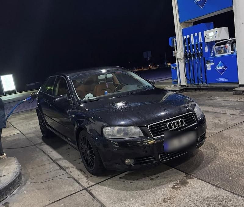 Schwarz Gebraucht 2004 Audi A3 Limousine | 1.100 € (Superpreis) - Bild 1/4