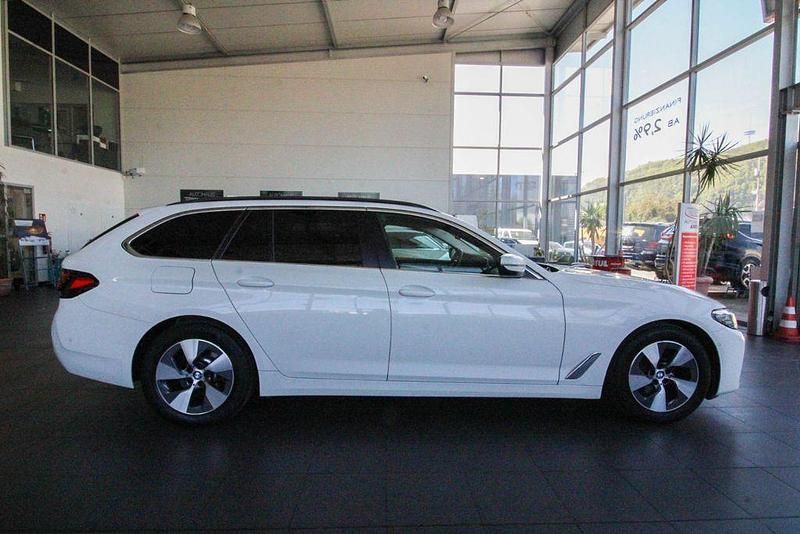 Second-hand BMW 520 190 CP (139 kW) 2020 Alb Berlinǎ