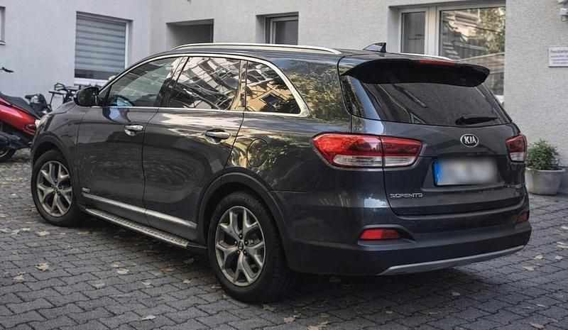 Gebraucht Kia Sorento 200 PS (147 kW) 2018 Grau SUV