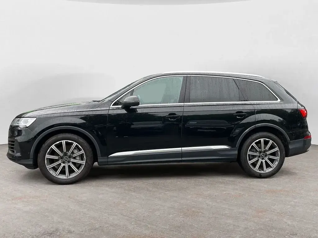 Gebraucht Audi Q7 Ambiente 340 PS (250 kW) 2023 Mythosschwarz metallic SUV