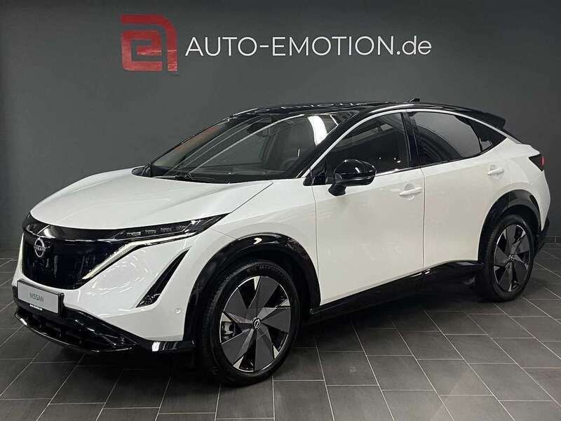 Pearl white metallic Gebraucht 2024 Nissan Ariya Evolve SUV | 45.930 € (Etwas zu teuer) - Bild 1/4