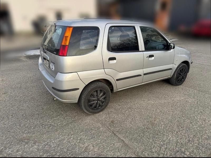 Gebraucht Subaru Justy 94 PS (69 kW) 2003 Silber Kleinwagen