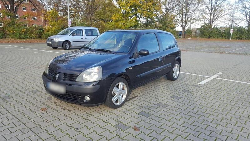 Gebraucht 2004 Renault Clio II Kleinwagen | 999 € (Guter Preis) - Bild 1/4