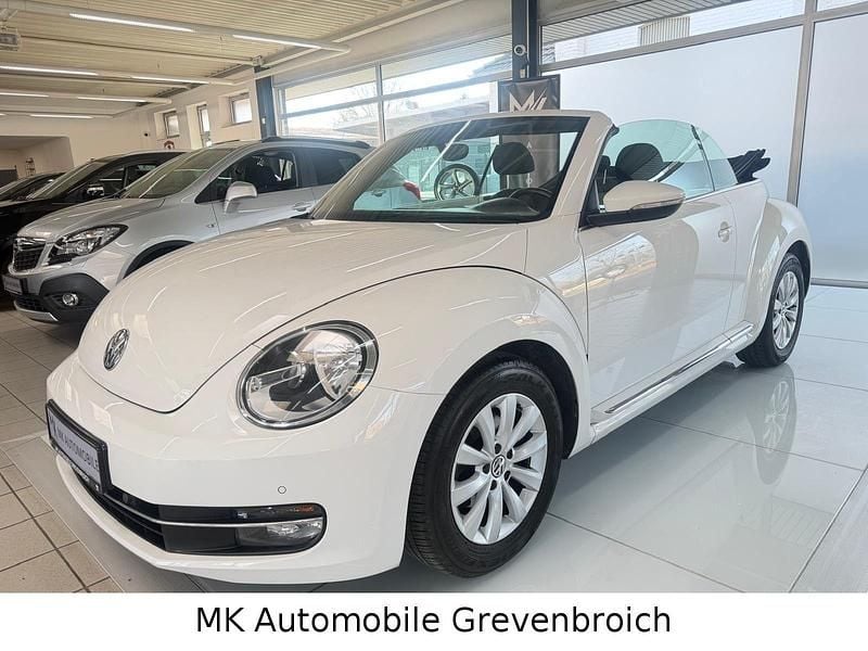 Gebraucht VW Beetle Cabriolet Design 105 PS (77 kW) 2013 Weiß Cabrio