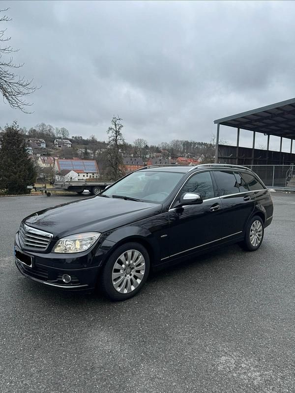 Gebraucht Mercedes C220 170 PS (125 kW) 2008 Schwarz Kombi