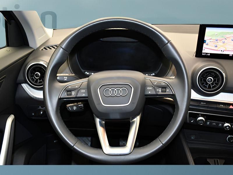 Gebraucht Audi Q2 190 PS (139 kW) 2023 Blau SUV