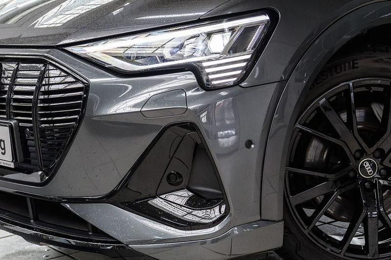 Gebraucht Audi e-tron Sportback S-Line 300 kW (408 PS) 2022 Grau SUV