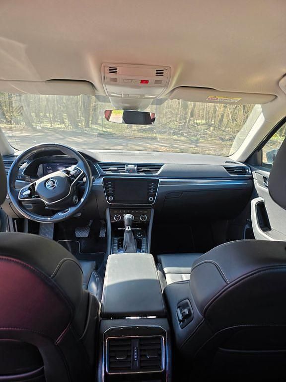 Gebraucht Skoda Superb Style 150 PS (110 kW) 2021 Grau Kombi