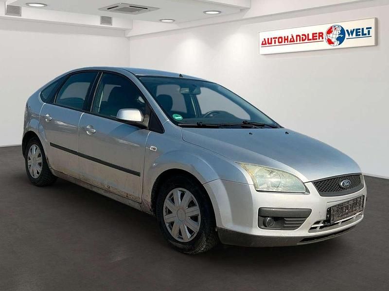 Gebraucht Ford Focus Fun X 101 PS (74 kW) 2007 Silber Limousine