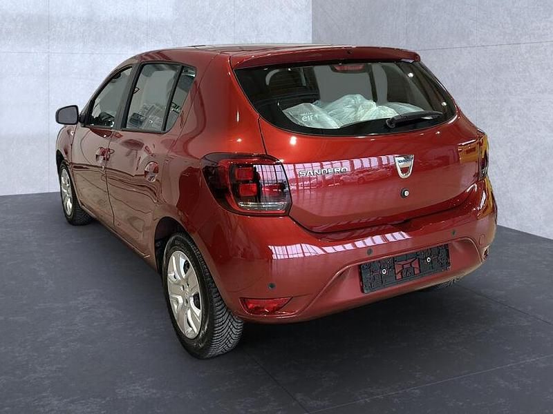 Gebraucht Dacia Sandero Comfort 90 PS (66 kW) 2020 Fusionrot (metallic) Limousine