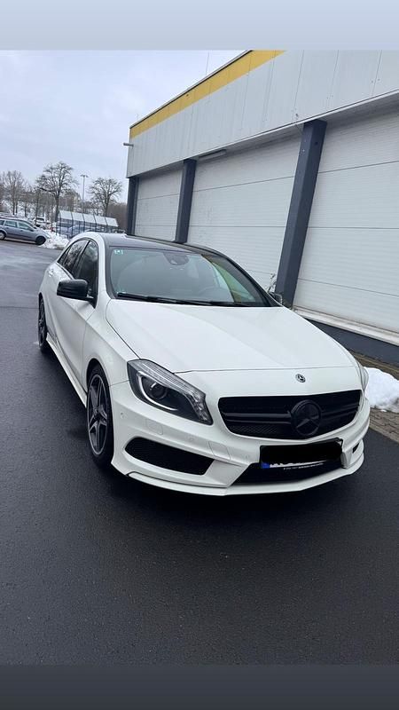Gebraucht Mercedes A200 AMG line 156 PS (114 kW) 2013 Weiß Kleinwagen
