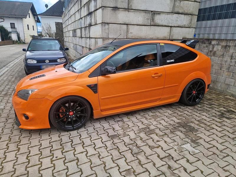 Gebraucht Ford Focus ST 226 PS (166 kW) 2007 Orange Kleinwagen