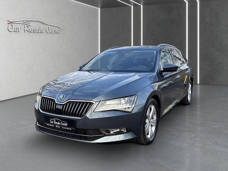 Gebraucht Skoda Superb Style 179 PS (131 kW) 2018 Grau Limousine