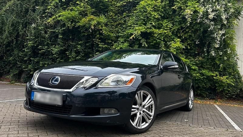 Blau Gebraucht 2009 Lexus GS450H Limousine | 11.490 € - Bild 1/4