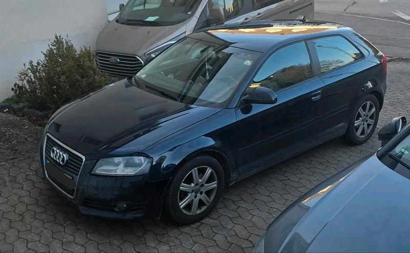 Blau Gebraucht 2009 Audi A3 Limousine | 3.300 € (Superpreis) - Bild 1/2
