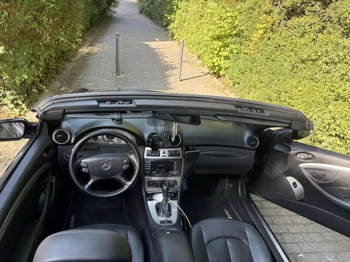 Gebraucht Mercedes CLK280 Avantgarde 231 PS (169 kW) 2008 Cabrio