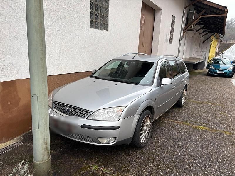 Gebraucht Ford Mondeo 153 PS (112 kW) 2006 Grau Kombi