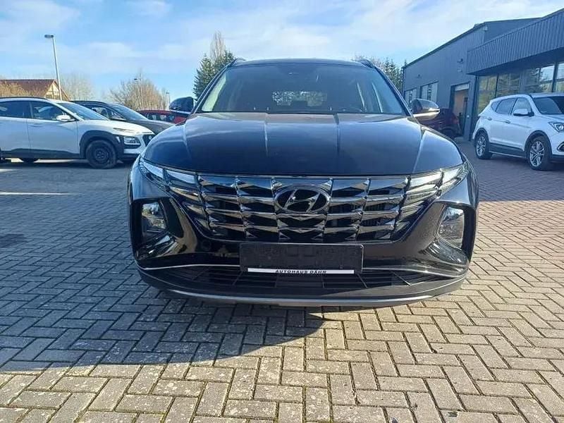 Gebraucht Hyundai Tucson Select 136 PS (100 kW) 2021 Schwarz SUV