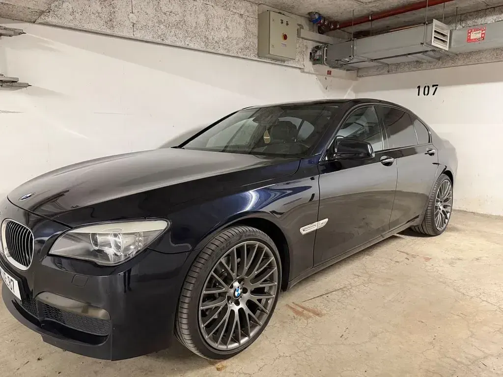 Gebraucht BMW 740 Performance 313 PS (230 kW) 2012 Schwarz Limousine