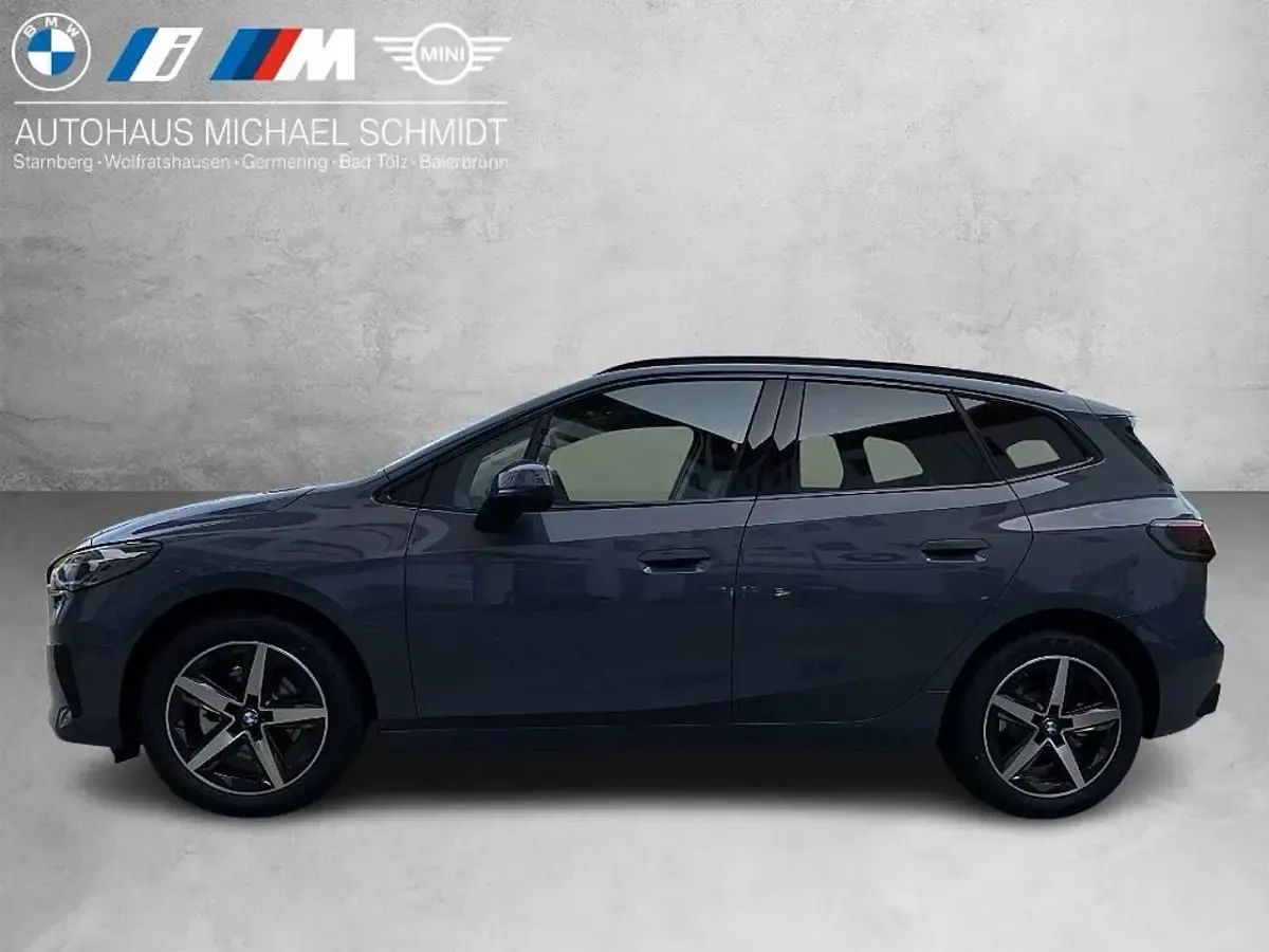 Neu BMW 220 Active Tourer 170 PS (125 kW) 2025 Sparkling kupfergrau Van / Kleinbus