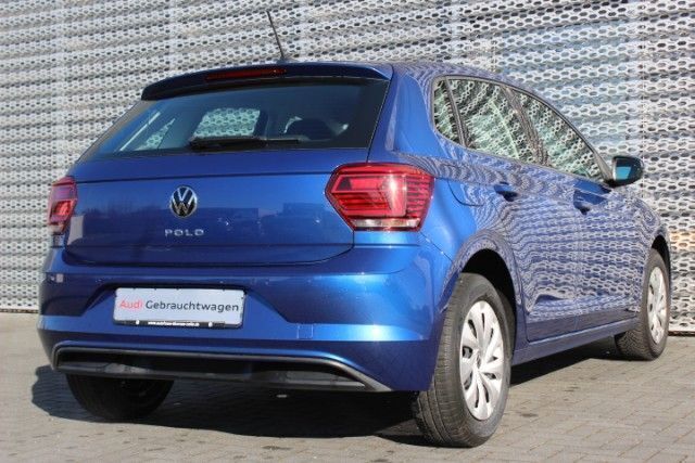 Gebraucht VW Polo Comfortline 95 PS (69 kW) 2021 Reef blue (blau) Limousine