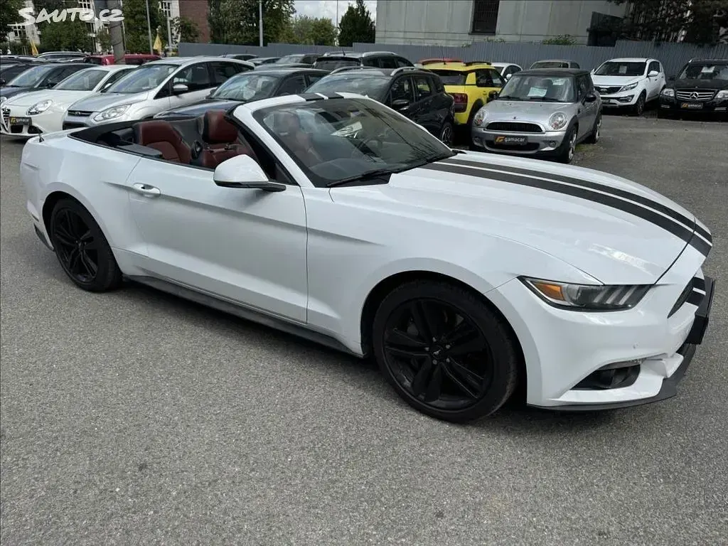 Gebraucht Ford Mustang 317 PS (233 kW) 2015 Weiß Cabrio