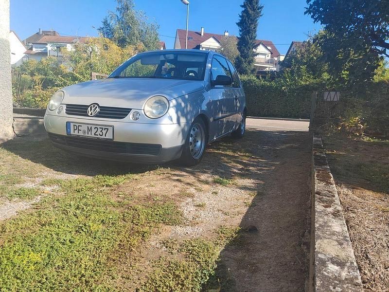 Silber Gebraucht 2003 VW Lupo Kleinwagen | 1.500 € (Fairer Preis) - Bild 1/2