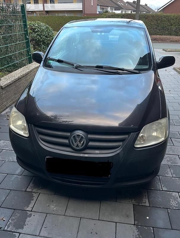 Gebraucht VW Fox 54 PS (39 kW) 2006 Schwarz Kleinwagen