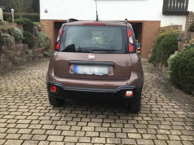 Gebraucht Fiat Panda 69 PS (50 kW) 2020 Braun Kleinwagen