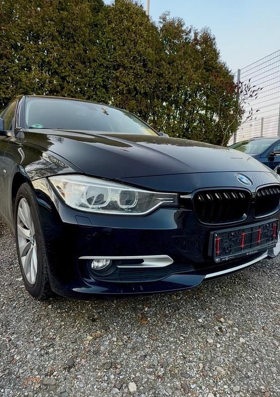 Gebraucht BMW 316 136 PS (100 kW) 2014 Schwarz Kombi
