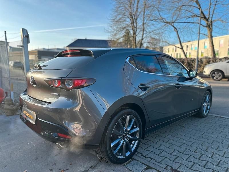 Gebraucht Mazda 3 Selection 122 PS (89 kW) 2019 Grau Limousine