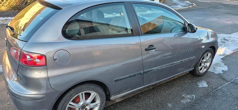 Gebraucht Seat Ibiza 64 PS (47 kW) 2003 Braun Kleinwagen