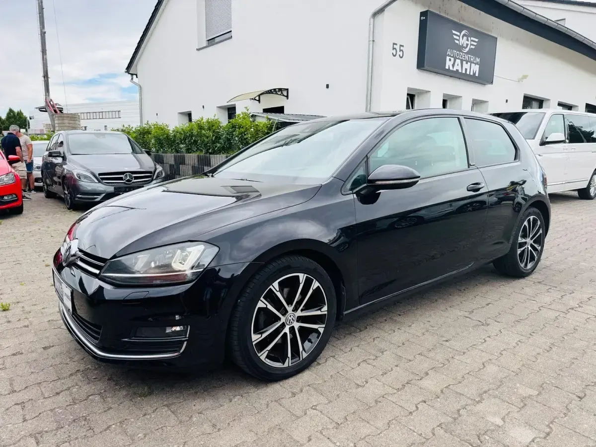 Gebraucht VW Golf VII Allstar 150 PS (110 kW) 2016 Schwarz Limousine