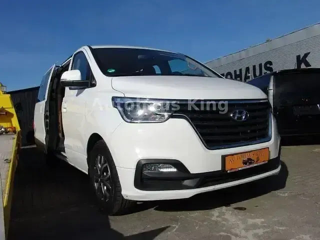 Gebraucht Hyundai H-1 Premium 170 PS (125 kW) 2020 Weiß Van / Kleinbus