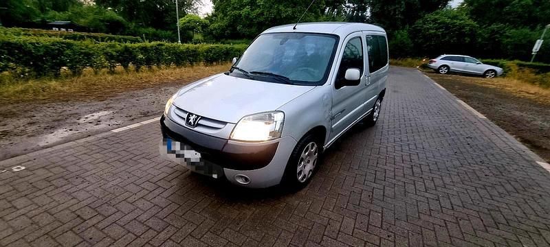 Grau Gebraucht 2006 Peugeot Partner Van | 3.400 € (Fairer Preis) - Bild 1/4