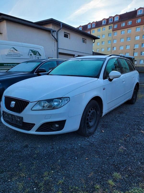 Gebraucht Seat Exeo Style 143 PS (105 kW) 2010 Weiß Kombi