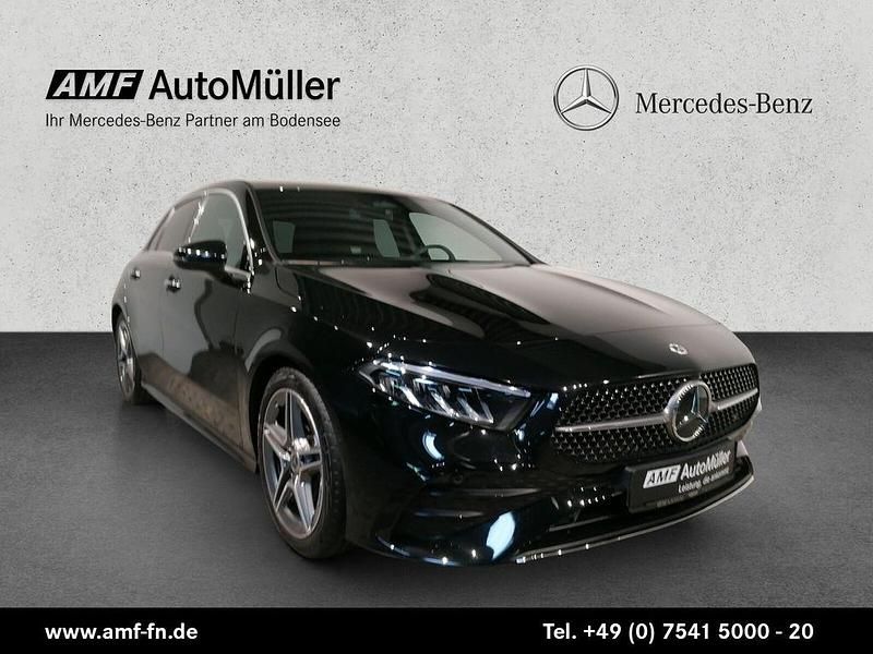Lack kosmosschwarz Gebraucht 2024 Mercedes A200 AMG Line Premium Limousine | 33.900 € (Teuer) - Bild 1/4