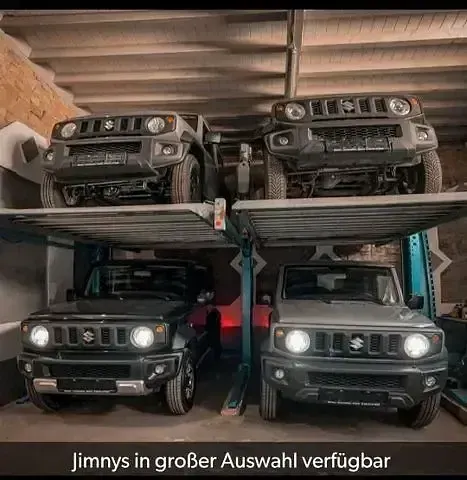 Gebraucht Suzuki Jimny Comfort+ 102 PS (75 kW) 2018 Grün SUV