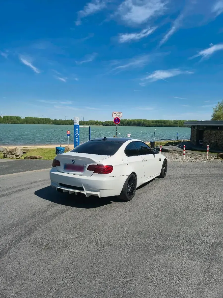 Gebraucht BMW M3 420 PS (308 kW) 2011 Weiß Coupé