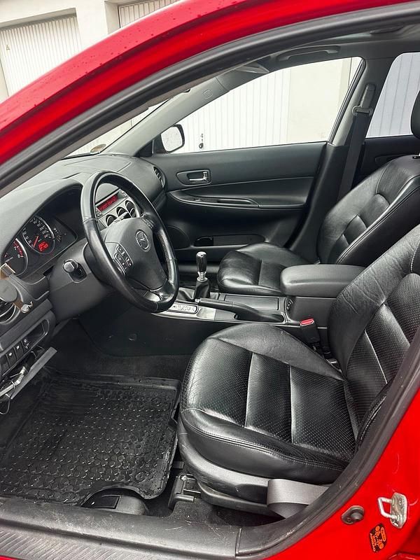 Gebraucht Mazda 6 Inclusive 166 PS (122 kW) 2002 Rot Kombi