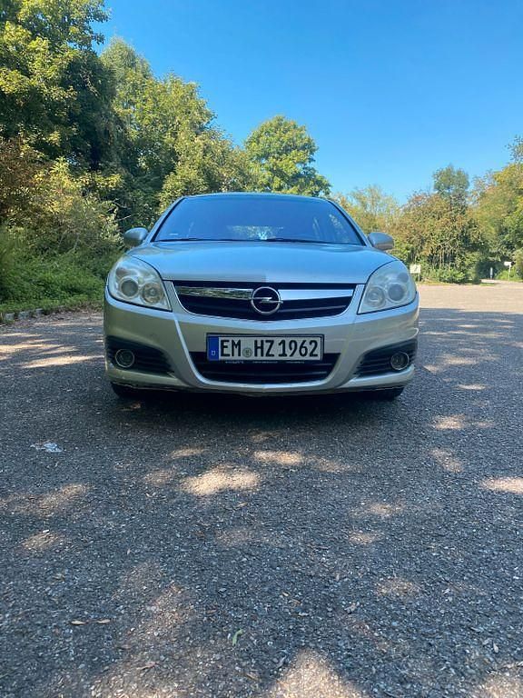 Silber Gebraucht 2007 Opel Signum Kleinwagen | 1.350 € (Fairer Preis) - Bild 1/4