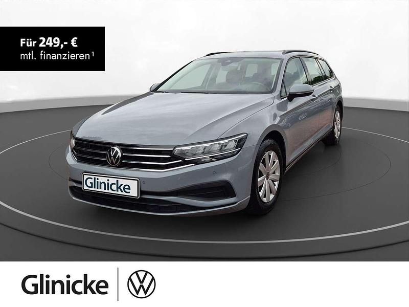 Grau Gebraucht 2022 VW Passat Conceptline Kombi | 22.480 € (Guter Preis) - Bild 1/1