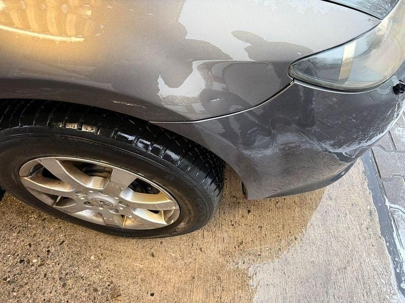 Grau Gebraucht 2008 Mazda 6 Comfort Limousine | 1.000 € (Superpreis) - Bild 1/4