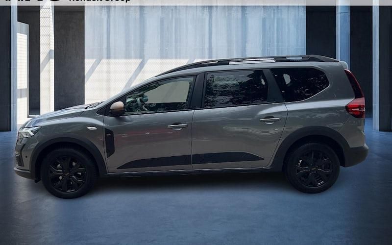 Gebraucht Dacia Jogger Extreme 111 PS (81 kW) 2024 Grau (dolomitgrau (grau)) Van / Kleinbus