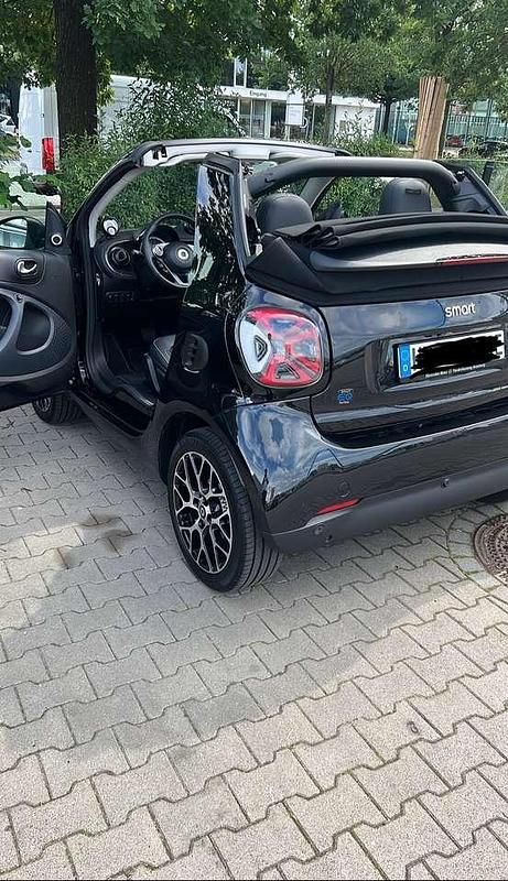 Gebraucht 2021 Smart ForTwo Electric Drive Prime Cabrio | 11.800 € (Fairer Preis) - Bild 1/4