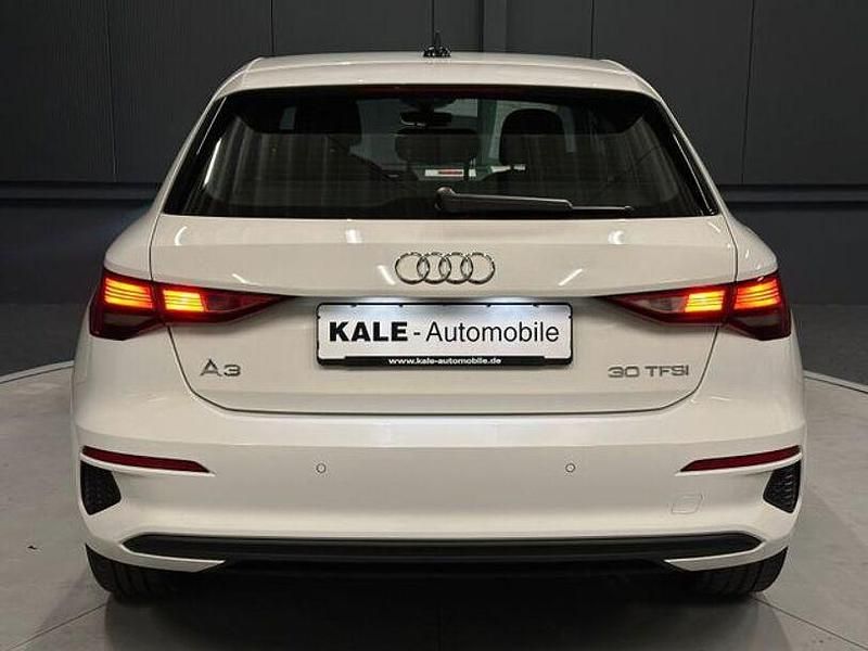Gebraucht Audi A3 Basis 110 PS (80 kW) 2023 Ibisweiß Kombi